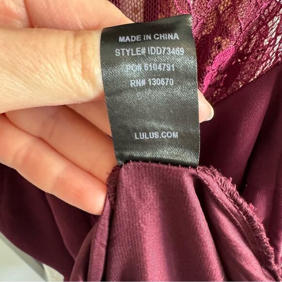 New Lulu's Burgundy Lace Halter Mini Dress Size Large - Picture 13 of 13